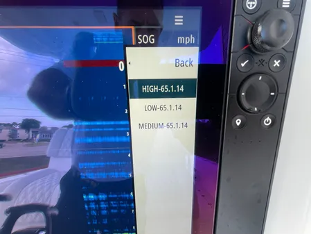 Invincible 33 CAT image