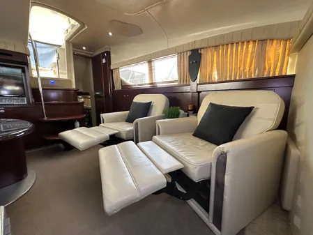 Sea Ray 40 Motor Yacht image