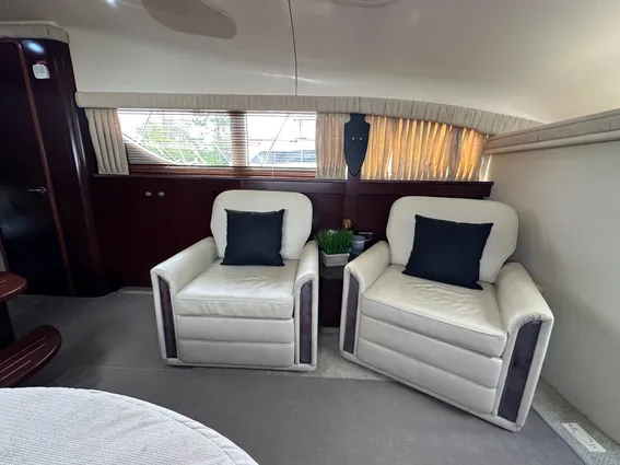 Sea Ray 40 Motor Yacht image