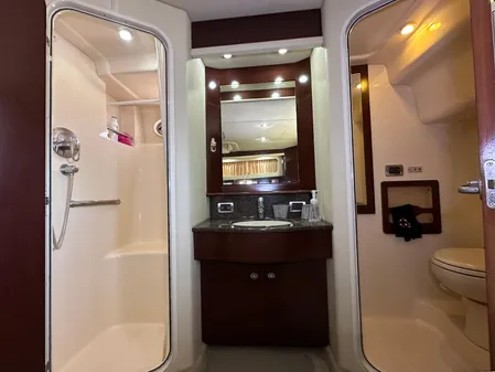 Sea Ray 40 Motor Yacht image