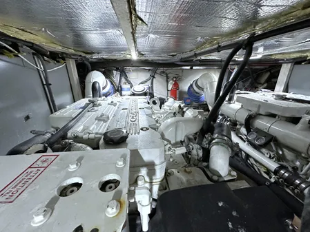 Sea Ray 40 Motor Yacht image