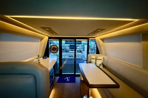 Regal 42 Grande Coupe image