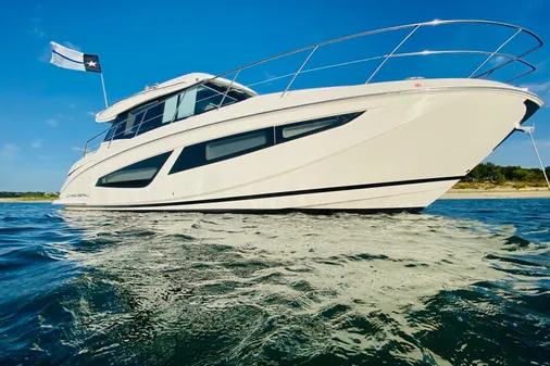 Regal 42 Grande Coupe 