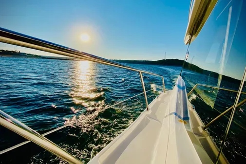 Regal 42 Grande Coupe image