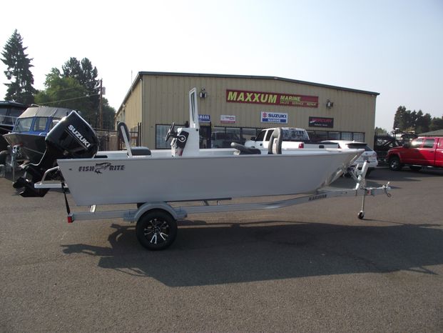 2022 Fish Rite Angler Eugene, Oregon - Maxxum Marine