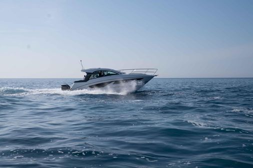 Beneteau Gran Turismo 36 image