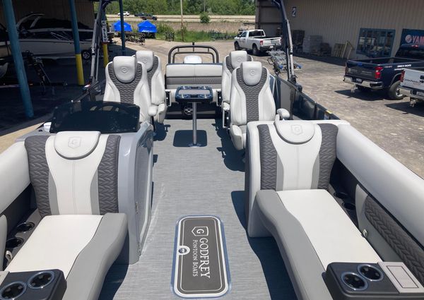 Godfrey MONACO-255QSB-QUAD-SEAT-TRIPLETOON image