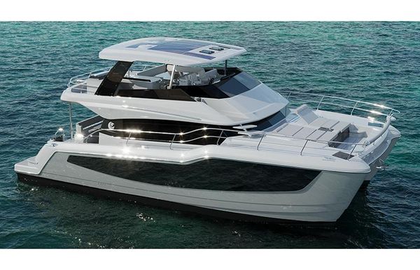 2025 Aquila 50 Yacht