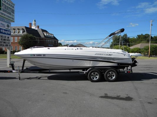 Ebbtide 2200 FUN CRUISER SC - main image