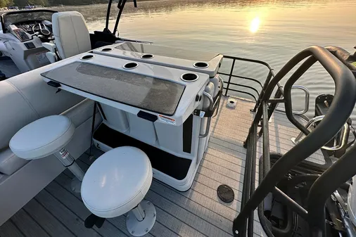 Starcraft RX-25-DL-DH-BAR image