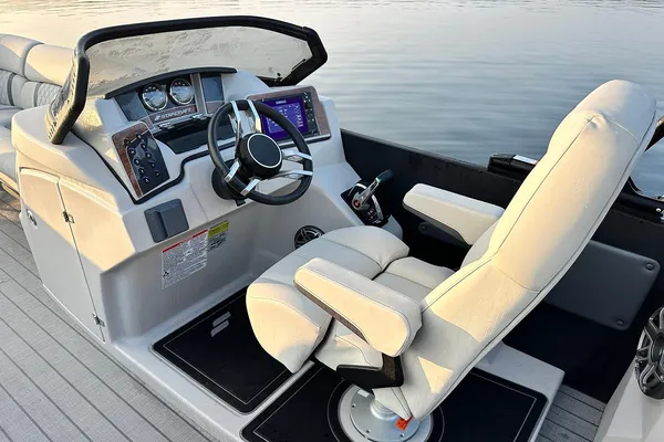 Starcraft RX-25-DL-DH-BAR image