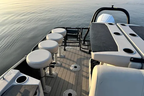 Starcraft RX-25-DL-DH-BAR image