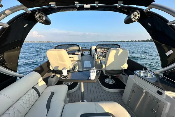 Starcraft RX-25-Q-DC image