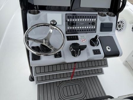 Tidewater 320-CC-ADVENTURE image