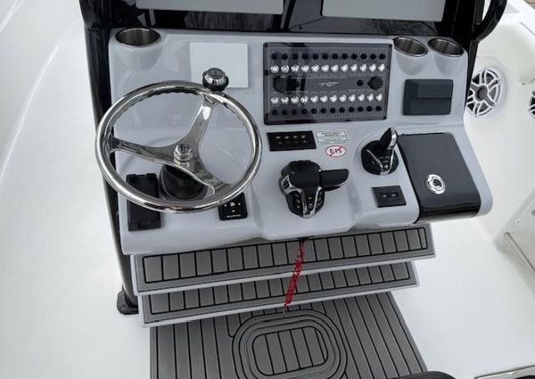 Tidewater 320-CC-ADVENTURE image