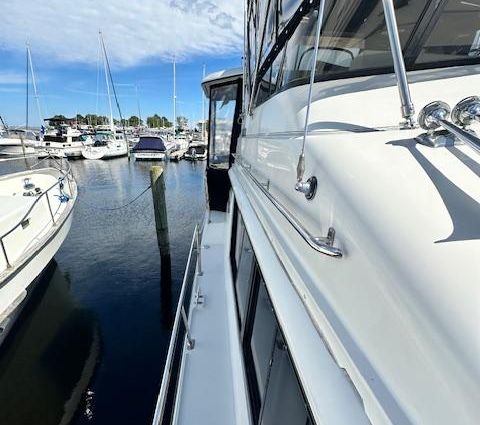 Carver 3807-AFT-CABIN-MOTORYACHT image