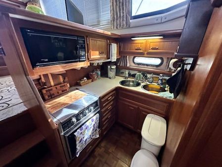 Carver 3807-AFT-CABIN-MOTORYACHT image