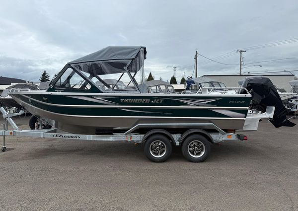 Thunder-jet 210-LUXOR image