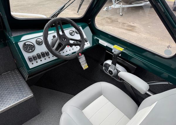 Thunder-jet 210-LUXOR image