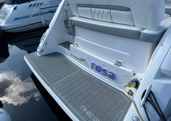 Regal 26-EXPRESS image