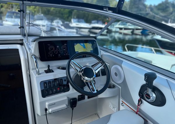 Regal 26-EXPRESS image