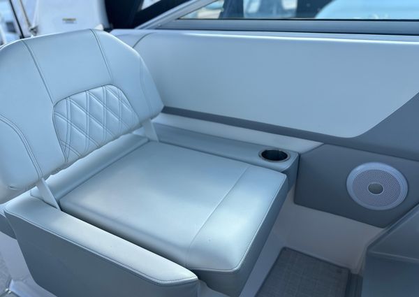 Regal 26-EXPRESS image