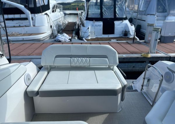 Regal 26-EXPRESS image