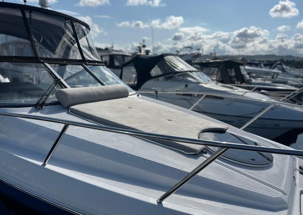 Regal 26-EXPRESS image