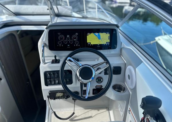 Regal 26-EXPRESS image