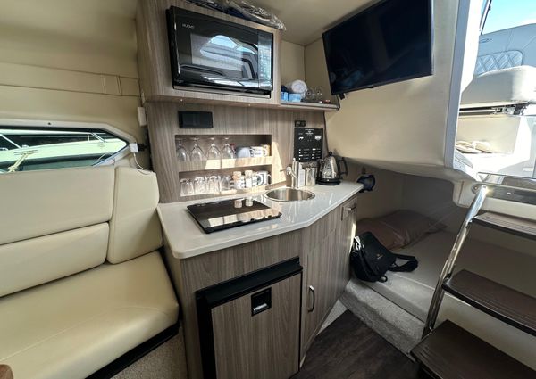 Regal 26-EXPRESS image