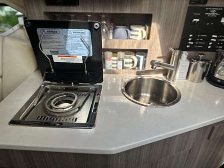 Regal 26-EXPRESS image