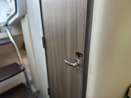 Regal 26-EXPRESS image