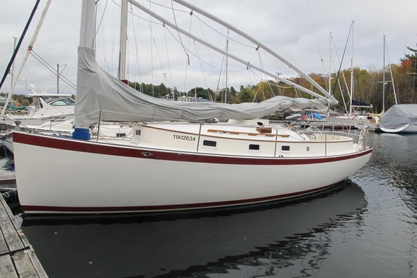 Hinterhoeller Nonsuch 30 Classic - main image