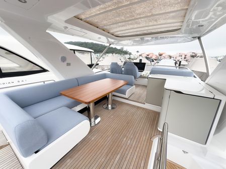 Azimut 60 image