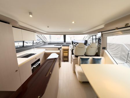 Azimut 60 image