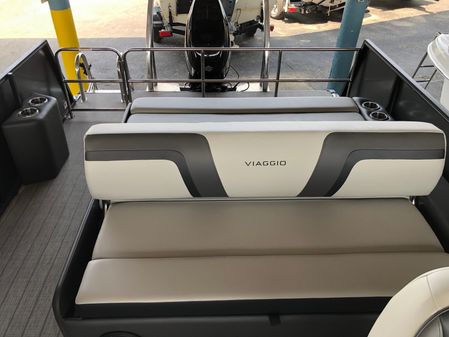 Viaggio LAGO-L22S-SWING-BACK-BED-BOAT image