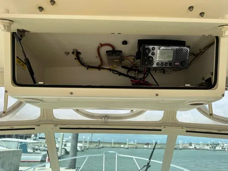 Albemarle 320 Express Fisherman image