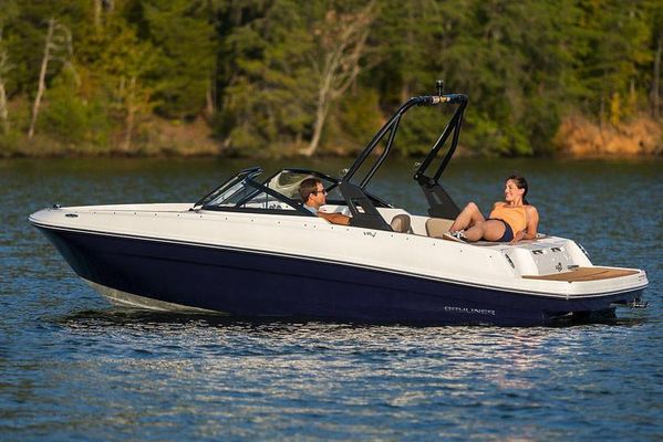 Bayliner VR4-BOWRIDER-I-O - main image