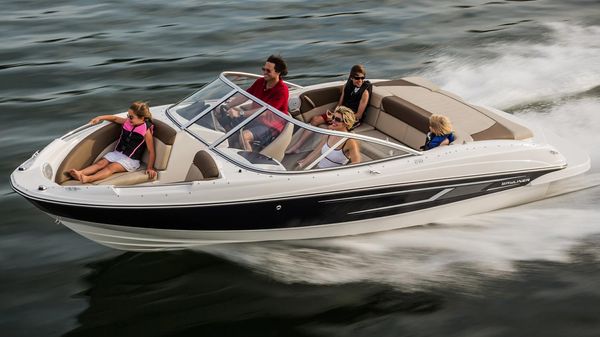 Bayliner 215 Bowrider