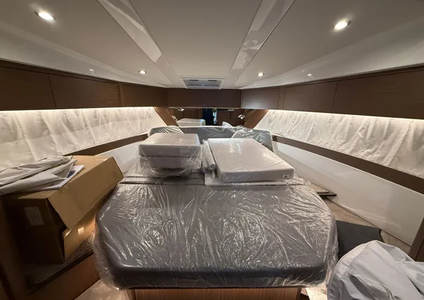 Beneteau ANTARES-11-FLY image