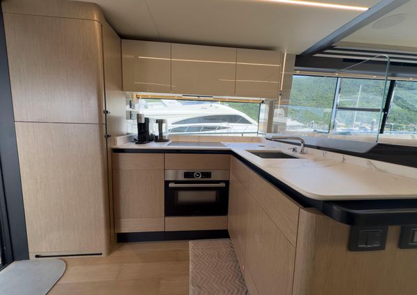 Absolute 60-FLY image