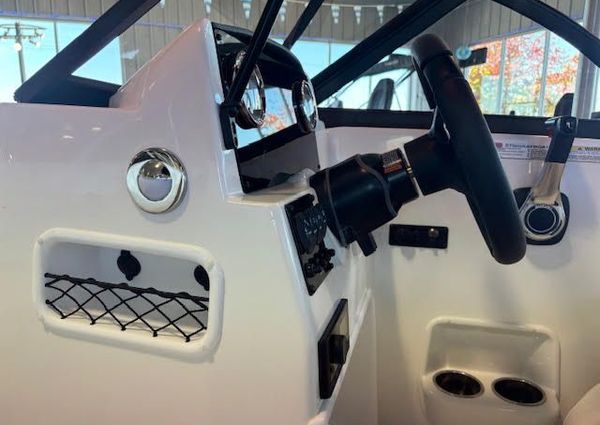 Stingray 172DC image