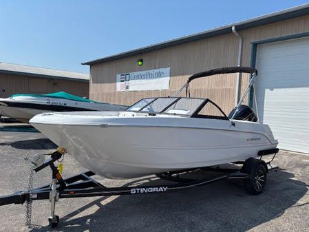 Stingray 172DC image