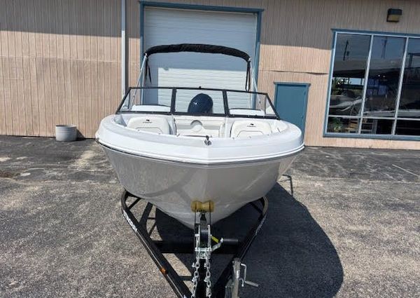 Stingray 172DC image