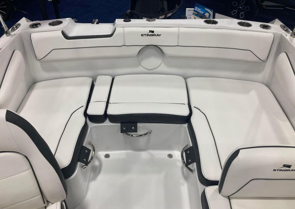 Stingray 172DC image