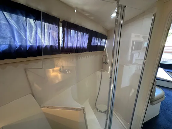 Carver 38 Santego image