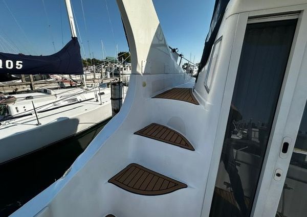 Carver 350-MARINER image