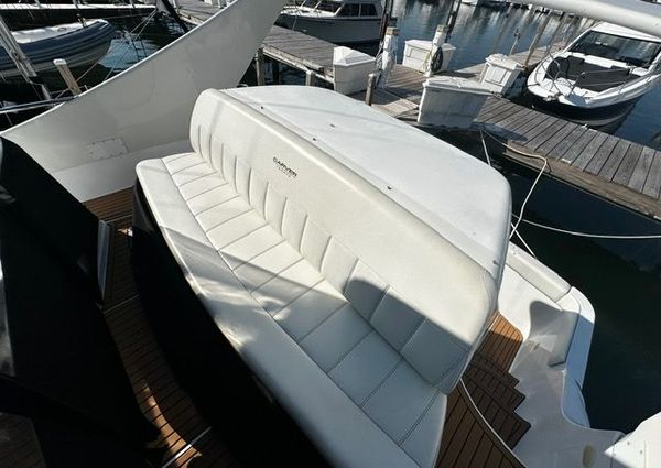 Carver 350-MARINER image