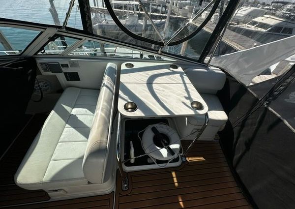 Carver 350-MARINER image