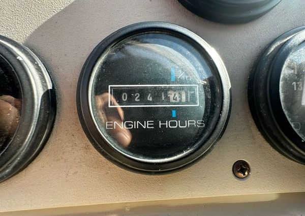 Carver 350-MARINER image